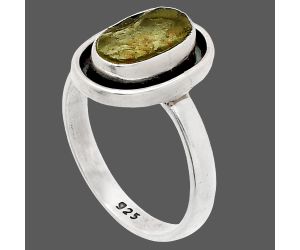 Green Kyanite Rough Ring size-8.5 SDR232375 R-1468, 7x11 mm