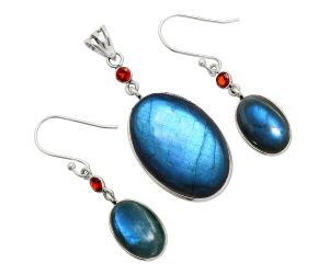 Blue Fire Labradorite and Garnet Pendant Earrings Set SDT03348 T-1010, 18x27 mm