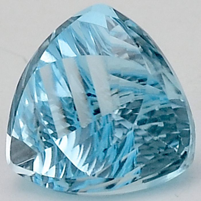 Natural Sky Blue Topaz Trillion Shape Loose Gemstone DG303SY, 10x10x7 mm