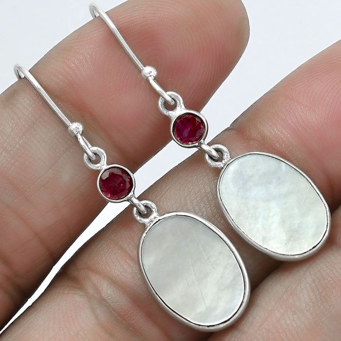 Natural Mother Of Pearl and Garnet Earrings SDE60355 E-1002, 10x14 mm