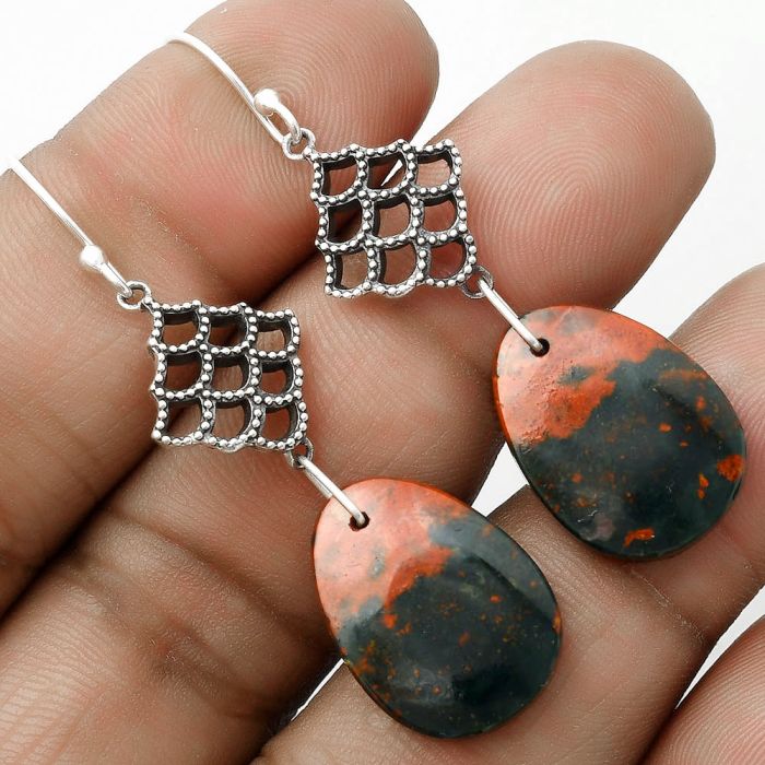 Natural Blood Stone - India Earrings SDE65106 E-1235, 15x20 mm
