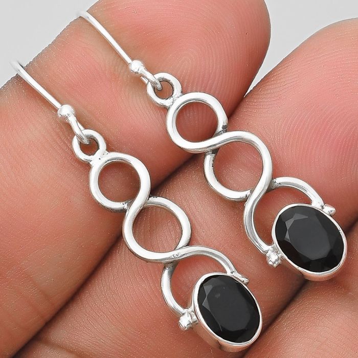 Celtic - Natural Black Onyx - Brazil Earrings SDE70853 E-1040, 6x8 mm
