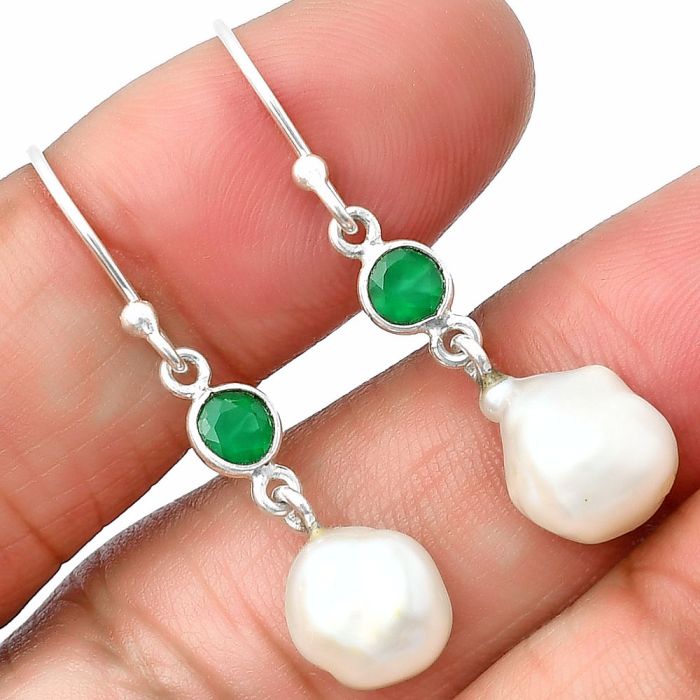 Natural Fresh Water Biwa Pearl and Green Onyx Earrings SDE75503 E-1011, 9x9 mm