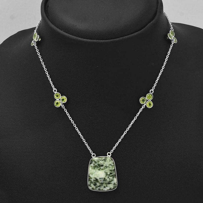 Dioptase and Peridot Necklace SDN1682 N-1004, 18x21 mm