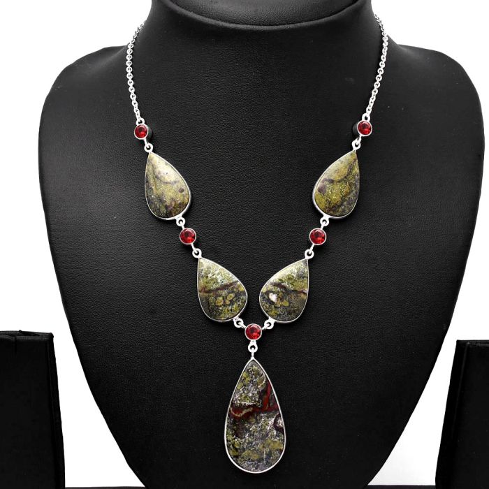 Dragon Blood Stone and Garnet Necklace SDN1806 N-1022, 19x37 mm