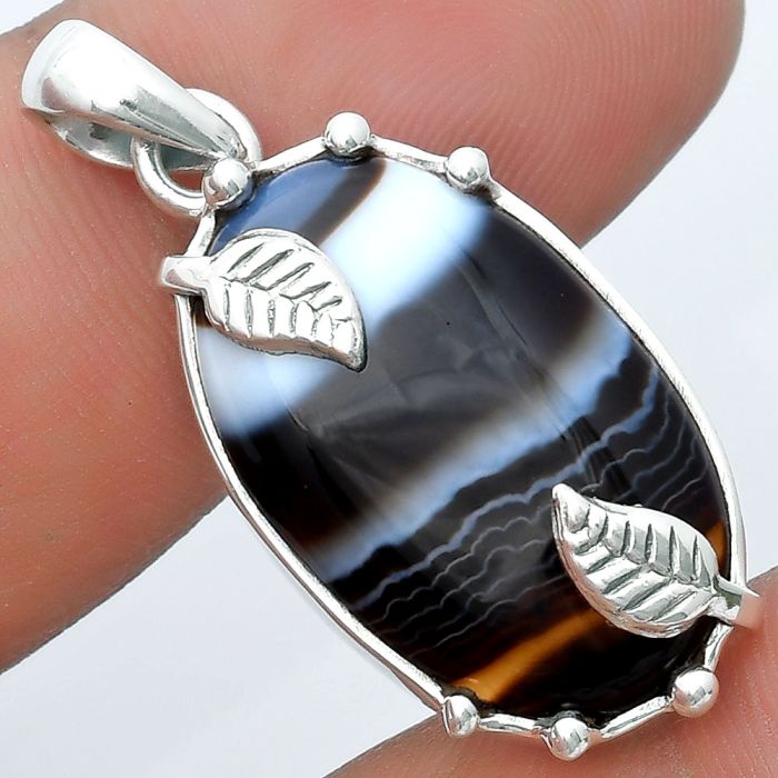 Natural Banded Onyx Pendant SDP127059 P-1226, 15x25 mm