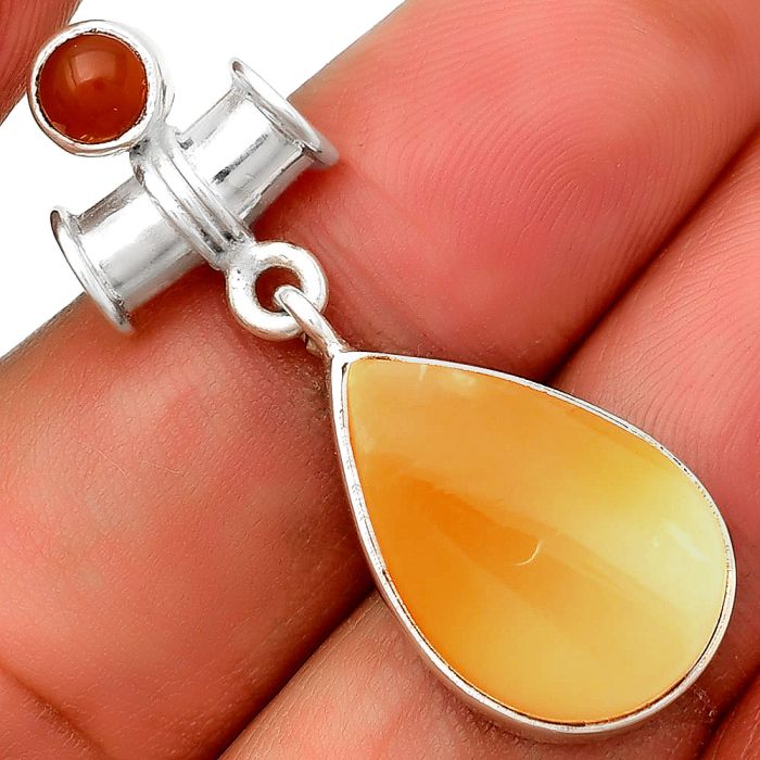 Natural Spiny Oyster Shell & Carnelian Pendant SDP133707 P-5209, 13x19 mm