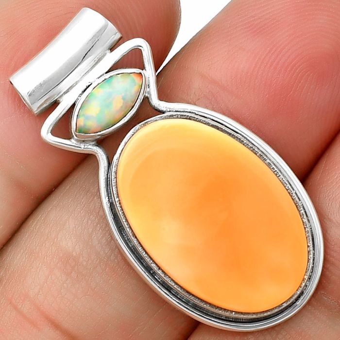 Natural Spiny Oyster Shell and Fire Opal Pendant SDP139153 P-1130, 14x20 mm