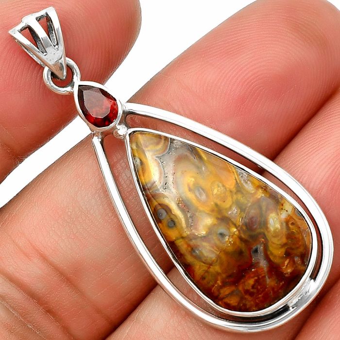 Palm Root Fossil Agate and Garnet Pendant SDP139205 P-1005, 14x26 mm