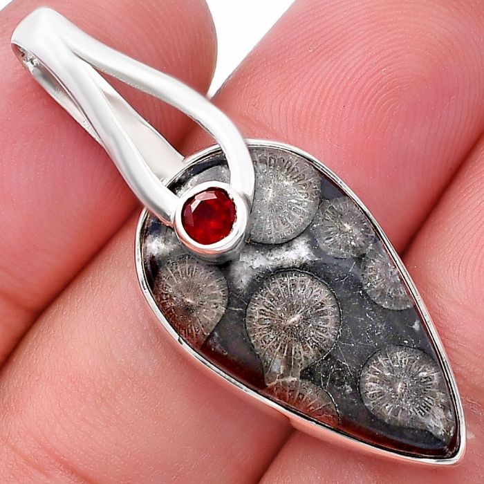 Black Flower Fossil Coral and Garnet Pendant SDP144295 P-1251, 15x25 mm