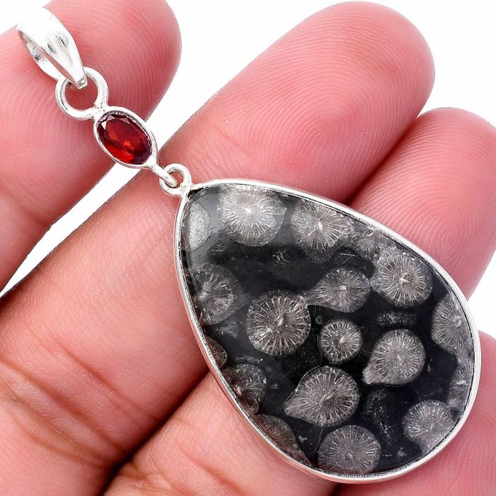 Black Flower Fossil Coral and Garnet Pendant SDP145562 P-1098, 22x33 mm