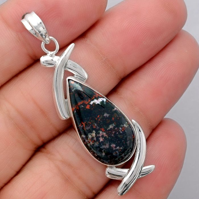 Natural Blood Stone - India Pendant SDP71025 P-1428, 12x24 mm