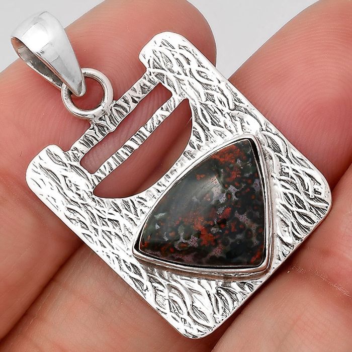 Natural Blood Stone - India Pendant SDP75619 P-1470, 11x15 mm