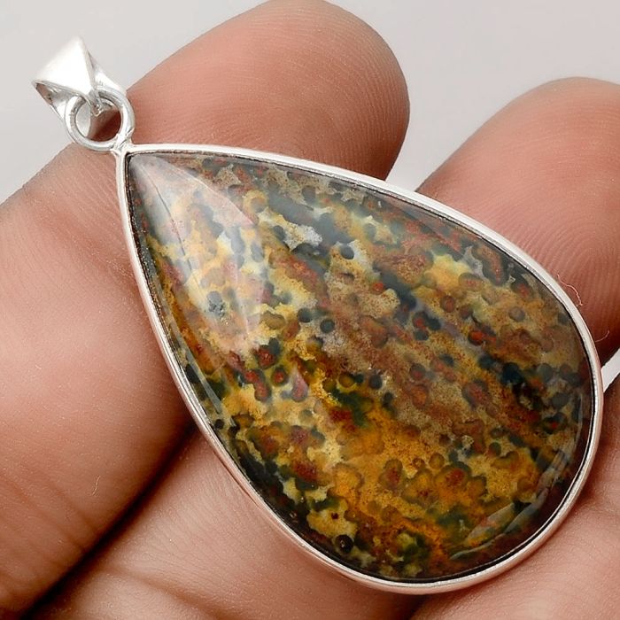 Natural Blood Stone - India Pendant SDP91335 P-1001, 24x38 mm
