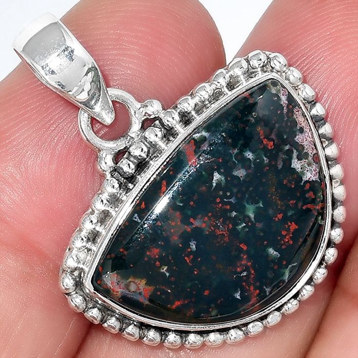 Natural Blood Stone - India Pendant SDP99390 P-1052, 15x21 mm