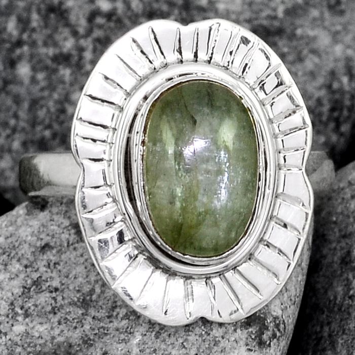 Natural Green Kyanite - India Ring size-7.5 SDR105129 R-1086, 7x10 mm