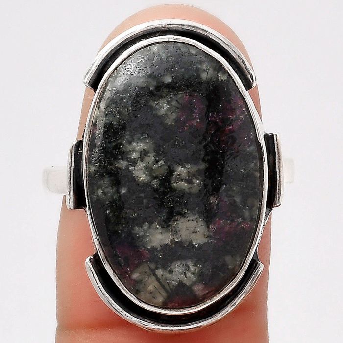 Natural Russian Eudialyte Ring size-8 SDR121430 R-1211, 14x21 mm