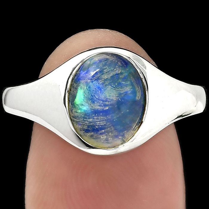 Natural Ethiopian Opal Ring size-7.5 SDR151492 R-1115, 8x10 mm