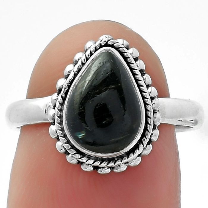 Natural Nuummite Ring size-7.5 SDR156824 R-1245, 7x10 mm