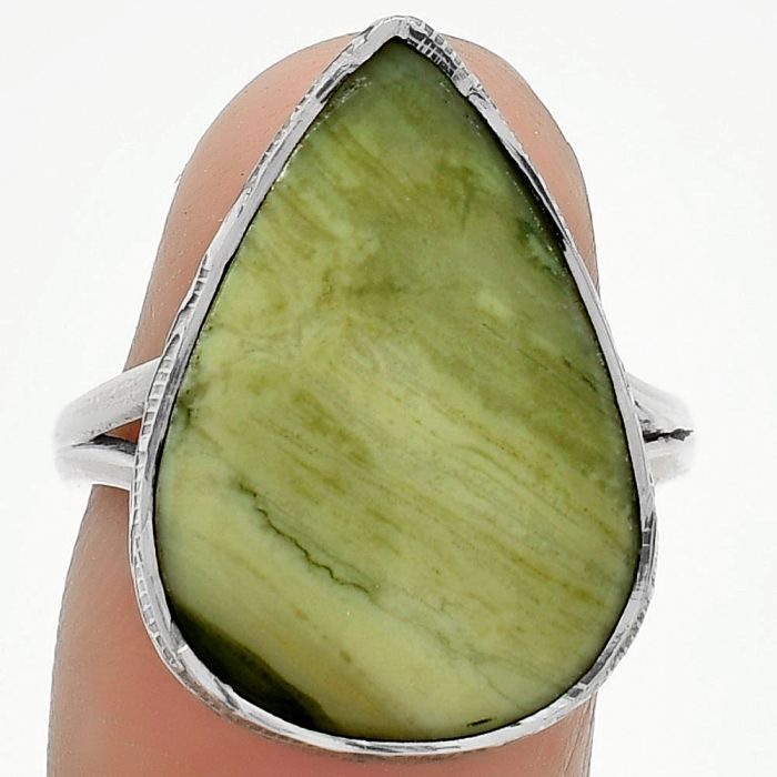 Natural Serpentine Ring size-8 SDR163899 R-1191, 15x21 mm