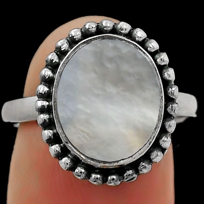 Natural Mother Of Pearl Ring size-8 SDR167182 R-1071, 10x12 mm