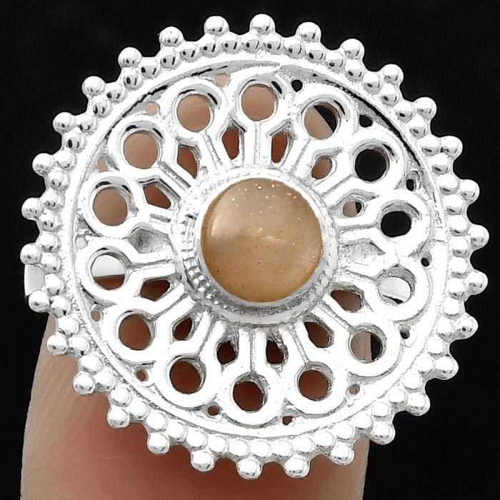 Artisan - Natural Peach Moonstone Ring size-7.5 SDR169380 R-1107, 6x6 mm