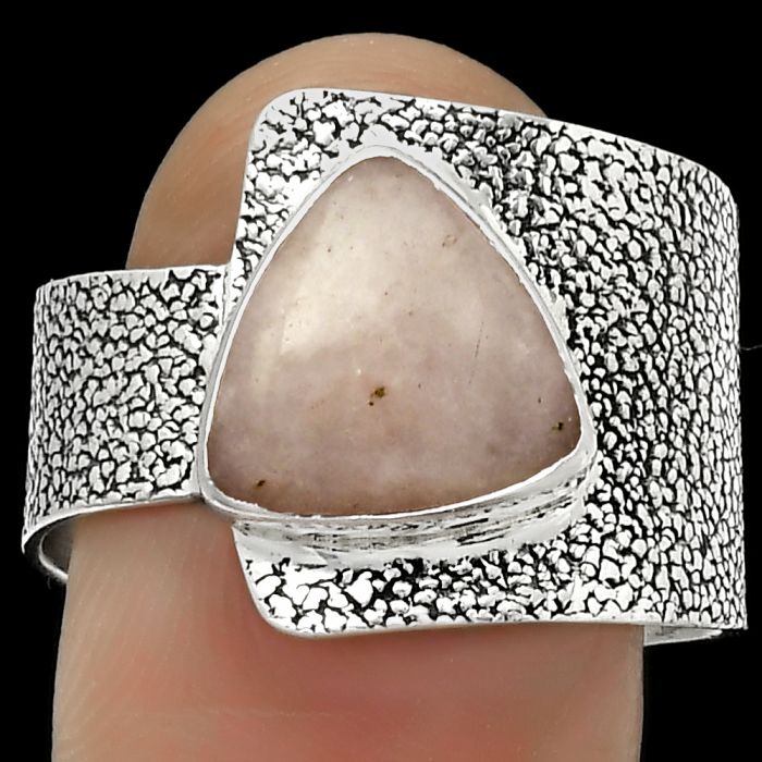 Natural Pink Scolecite Ring size-9 SDR170400 R-1606, 10x10 mm