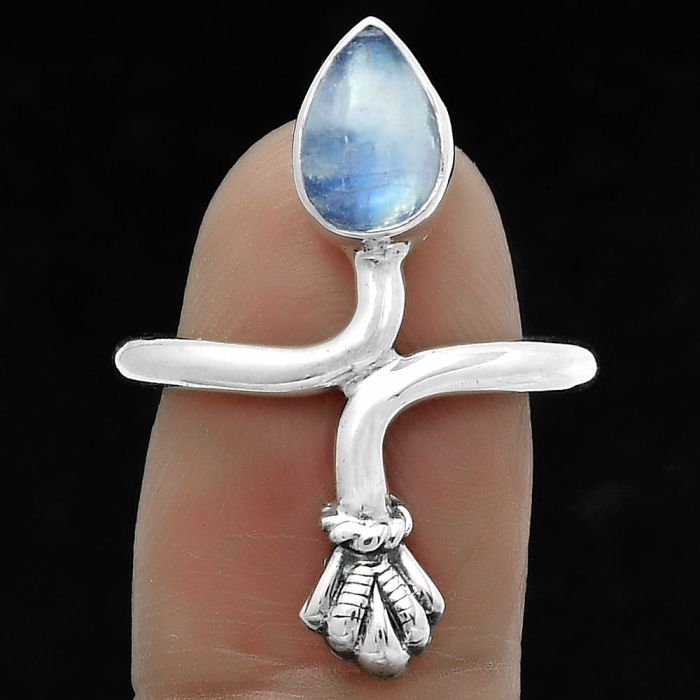 Natural Rainbow Moonstone - India Ring size-6.5 SDR175104 R-1482, 6x9 mm
