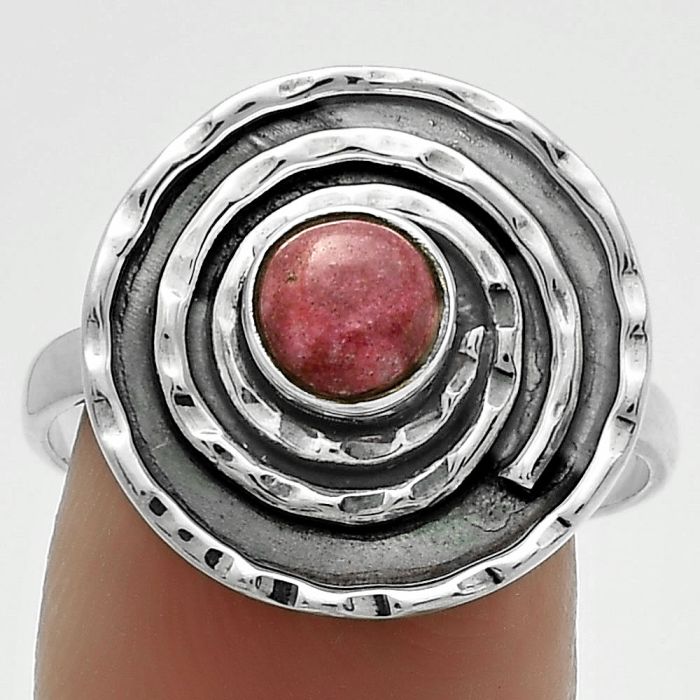 Spiral - Natural Pink Thulite - Norway Ring size-9 SDR175297 R-1361, 6x6 mm