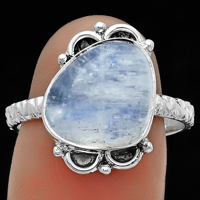 Natural Rainbow Moonstone - India Ring size-8.5 SDR176805 R-1103, 11x13 mm