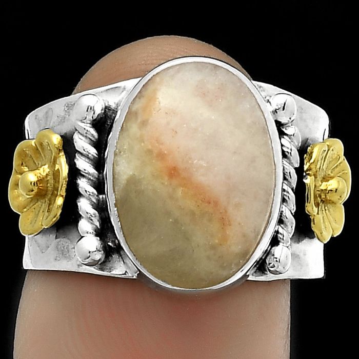 Two Tone - Natural Pink Scolecite Ring size-7.5 SDR177286 R-1481, 10x14 mm
