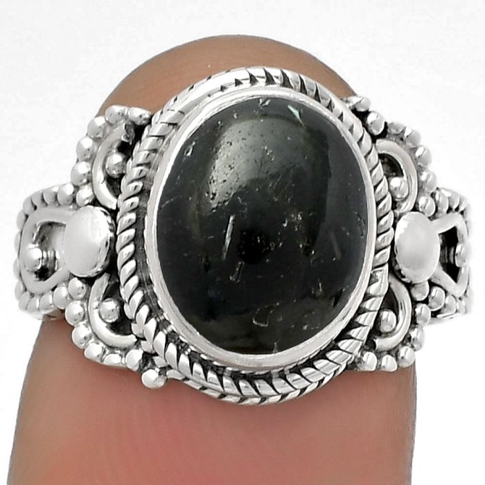 Natural Nuummite Ring size-7 SDR179398 R-1170, 9x11 mm