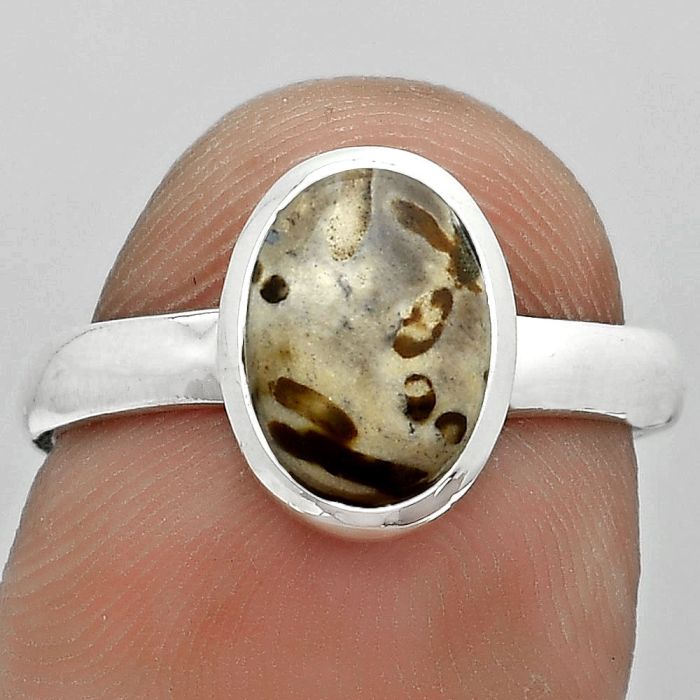 Natural Palm Root Fossil Agate Ring size-7 SDR181587 R-1004, 7x9 mm