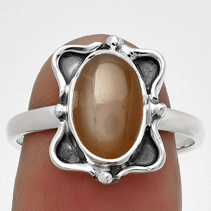 Natural Peach Moonstone Ring size-8 SDR183134 R-1103, 7x11 mm