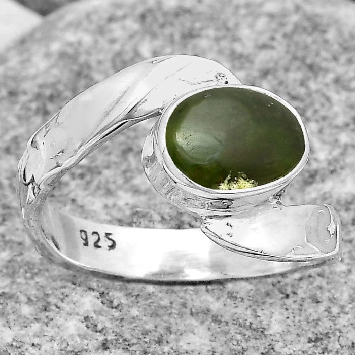 Natural Chrome Chalcedony Ring size-6.5 SDR186941 R-1232, 7x9 mm