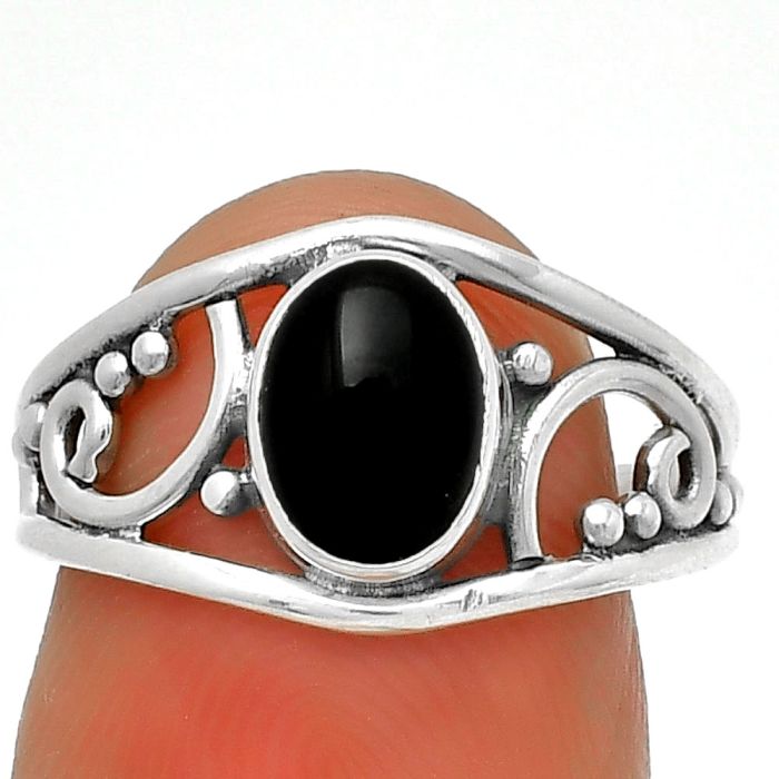 Natural Black Onyx - Brazil Ring size-7 SDR188039 R-1270, 6x8 mm