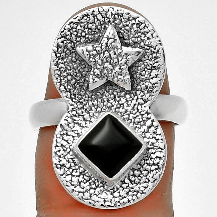 Star - Natural Black Onyx - Brazil Ring size-8 SDR194830 R-1290, 6x6 mm