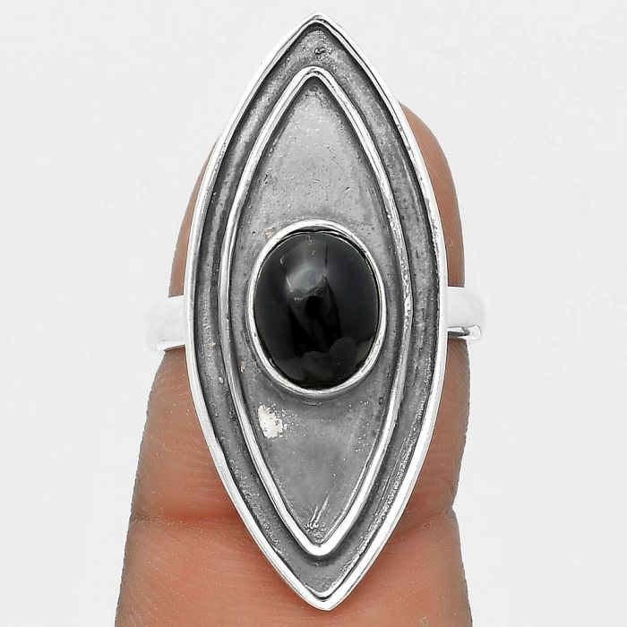 Natural Black Onyx - Brazil Ring size-6.5 SDR201585 R-1391, 7x9 mm