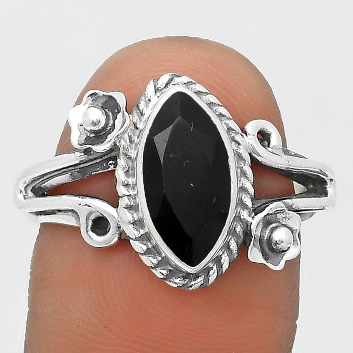 Natural Black Onyx - Brazil Ring size-8.5 SDR201640 R-1345, 6x12 mm
