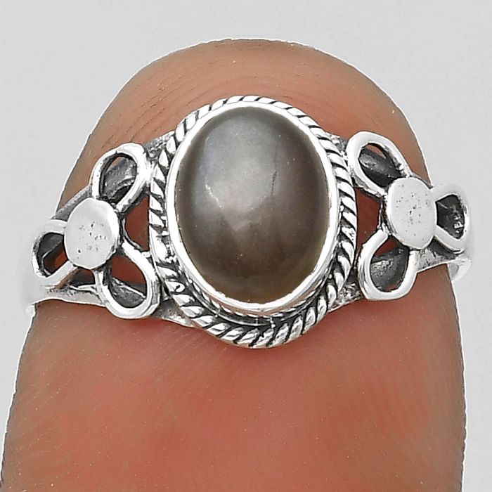 Natural Gray Moonstone Ring size-6 SDR202414 R-1170, 6x8 mm