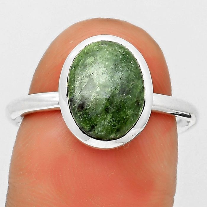 Natural Serpentine Ring size-7.5 SDR203974 R-1004, 8x11 mm