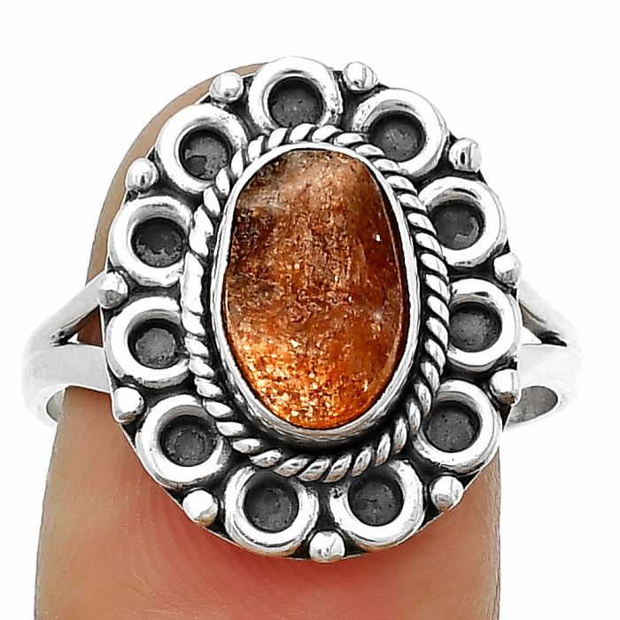 Natural Sunstone Rough Ring size-9 SDR204518 R-1256, 7x10 mm