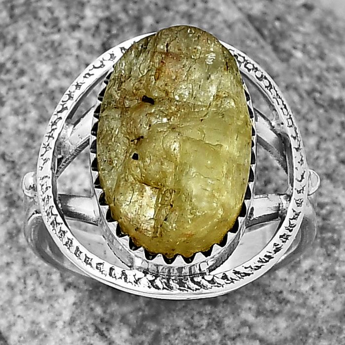 Natural Green Kyanite Rough - India Ring size-8 SDR204545 R-1453, 10x15 mm