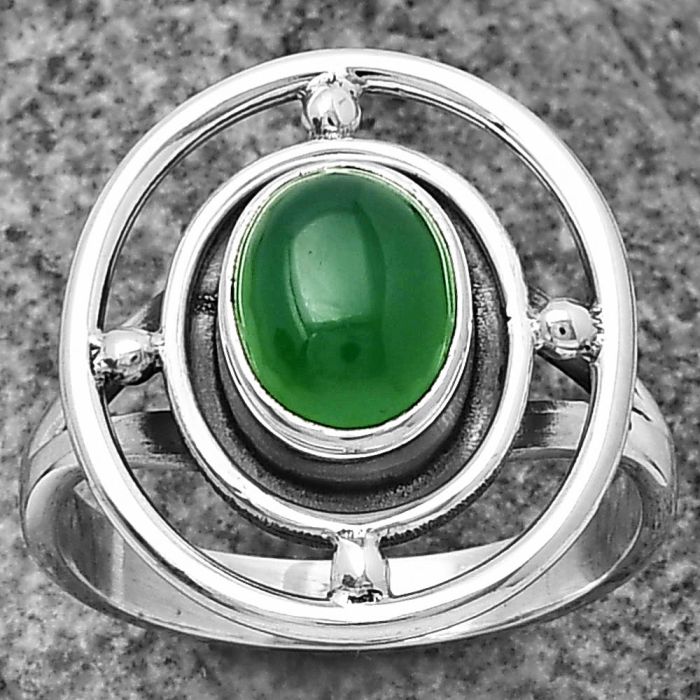 Natural Green Onyx Ring size-8 SDR204912 R-1446, 7x9 mm