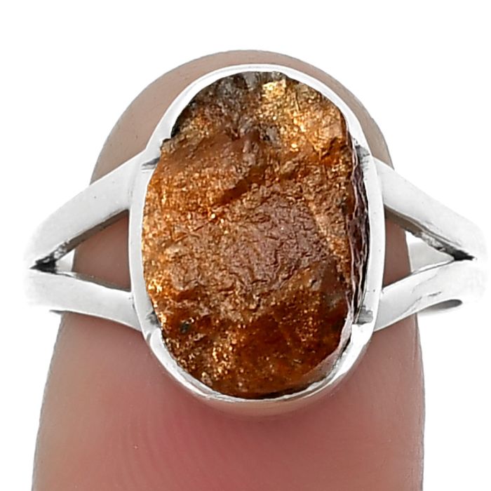 Sunstone Rough Ring size-8.5 SDR206358 R-1438, 10x14 mm