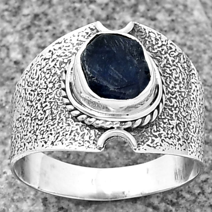 Blue Sapphire Rough Ring size-8.5 SDR206480 R-1436, 7x8 mm