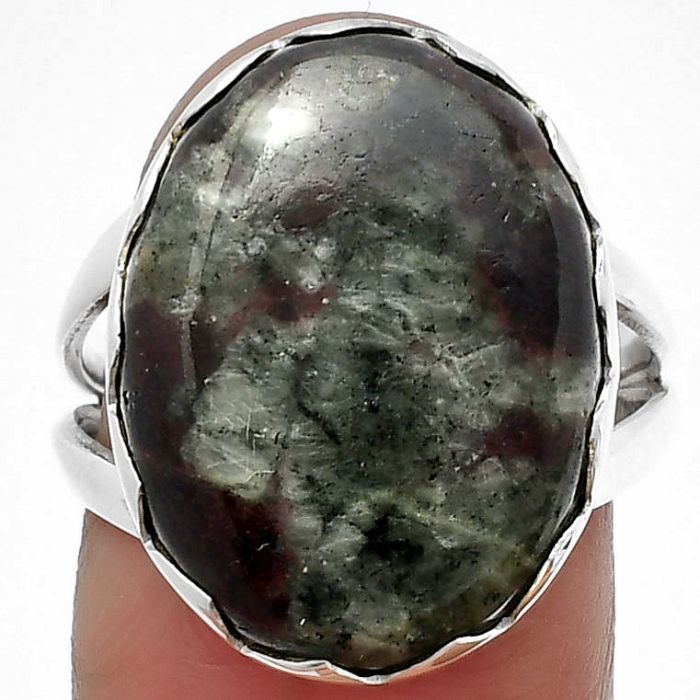 Russian Eudialyte Ring size-8 SDR207666 R-1338, 15x20 mm