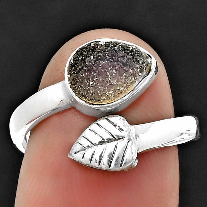 Adjustable - White Agate Druzy Ring size-7.5 SDR208944 R-1440, 7x9 mm