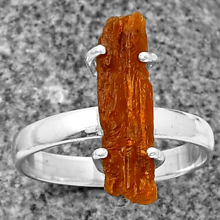Orange Kyanite Rough Ring size-8.5 SDR209261 R-1052, 5x19 mm