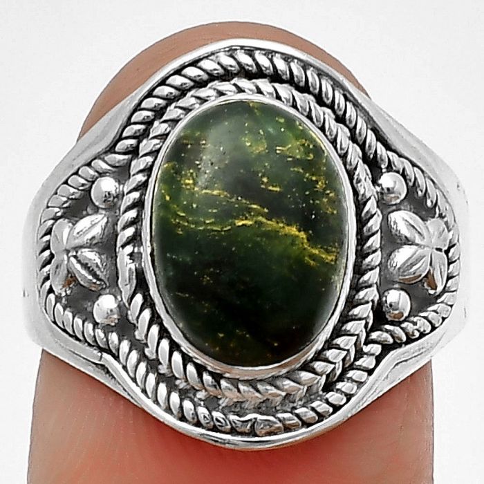 Green Fuchsite Ring Size-8 SDR209968 R-1312, 8x11 mm